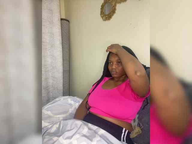 Curvy-maxy9 Curvy-maxy9