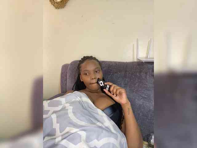 Curvy-maxy9 Curvy-maxy9