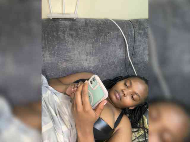 Curvy-maxy9 Curvy-maxy9