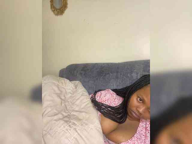 Curvy-maxy9 Curvy-maxy9