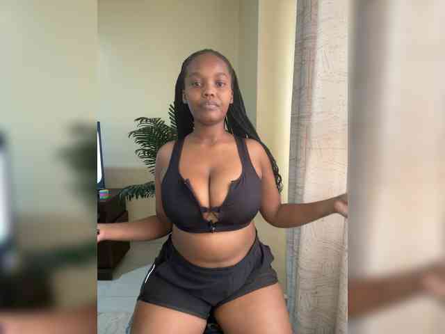 Curvy-maxy9 Curvy-maxy9