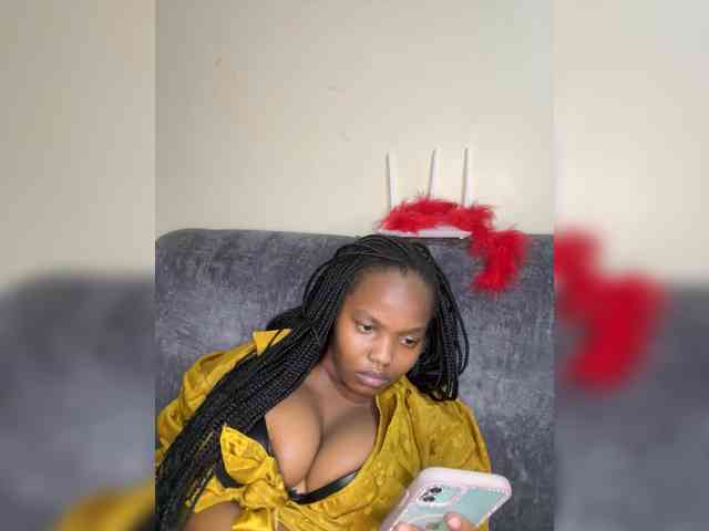 Curvy-maxy9 Curvy-maxy9