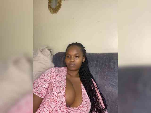 Curvy-maxy9 Curvy-maxy9