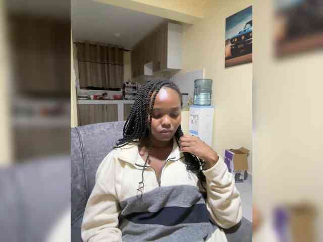 Curvy-maxy9 Curvy-maxy9