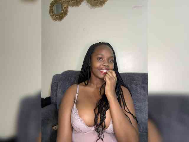 Curvy-maxy9 Curvy-maxy9