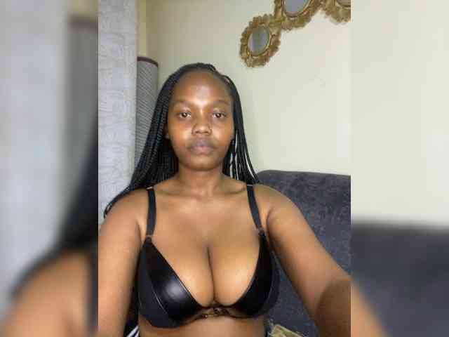 Curvy-maxy9 Curvy-maxy9