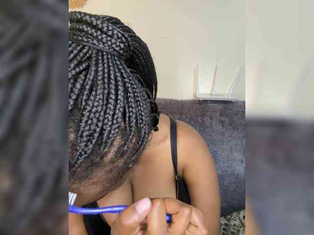 Curvy-maxy9 Curvy-maxy9