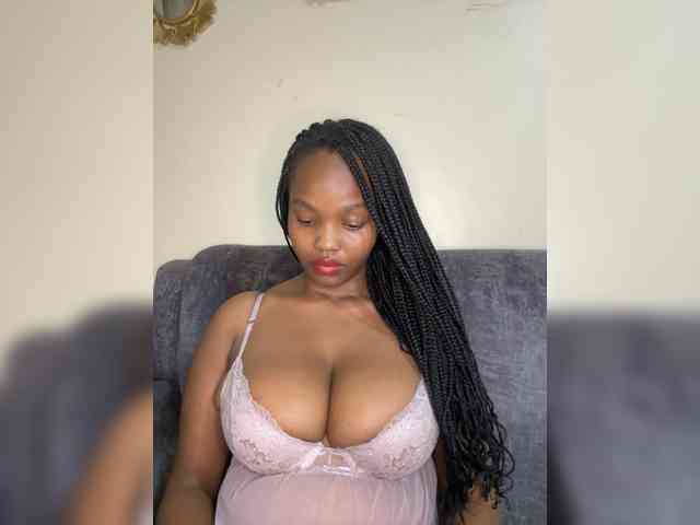 Curvy-maxy9 Curvy-maxy9