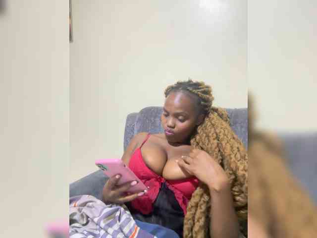 Curvy-maxy9 Curvy-maxy9