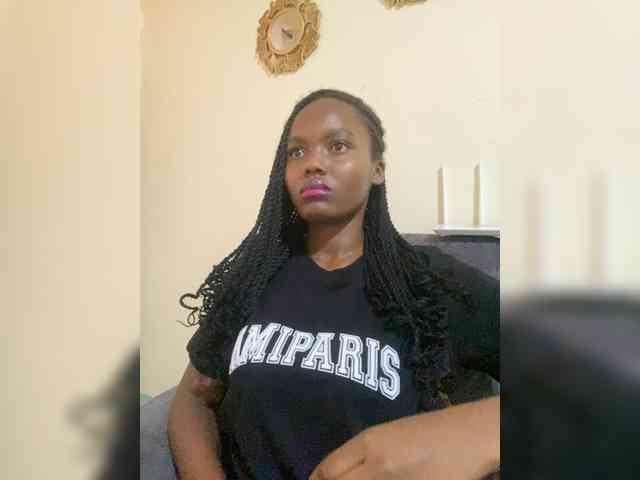 Curvy-maxy9 Curvy-maxy9