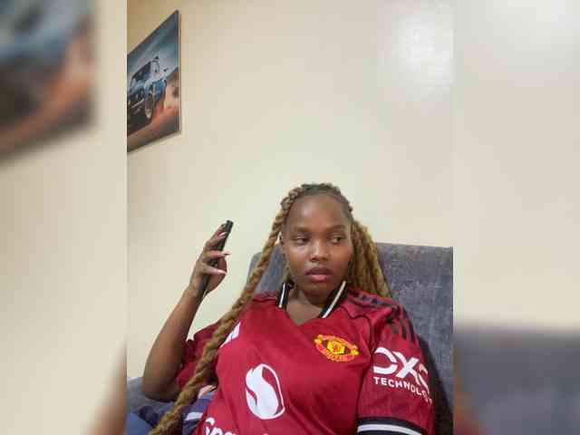 Curvy-maxy9 Curvy-maxy9