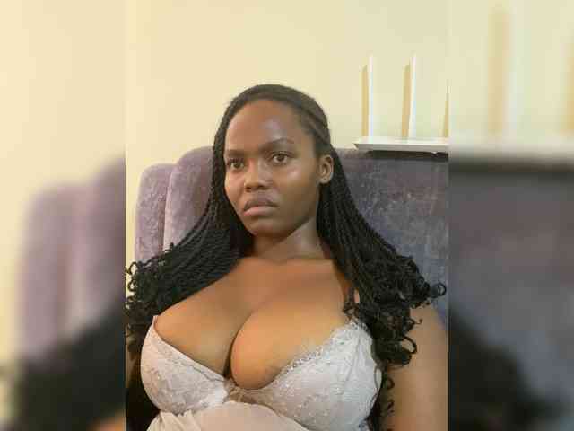 Curvy-maxy9 Curvy-maxy9