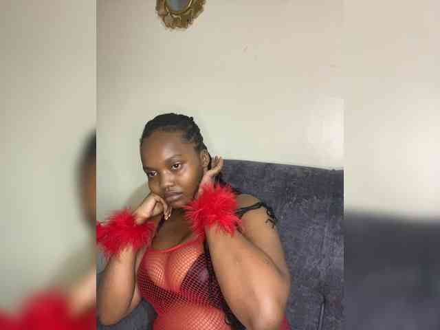 Curvy-maxy9 Curvy-maxy9