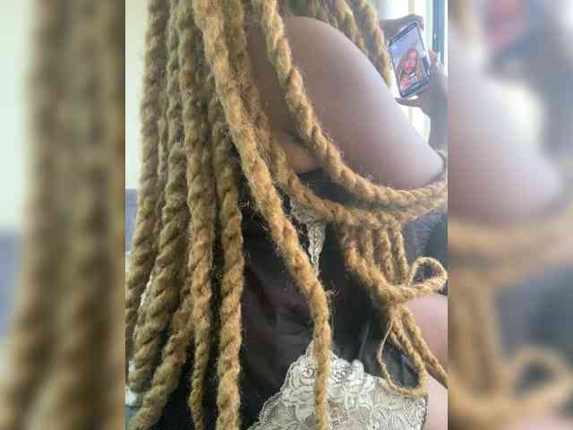 Curvy-maxy9 Curvy-maxy9