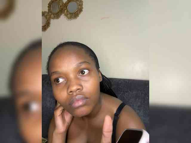 Curvy-maxy9 Curvy-maxy9