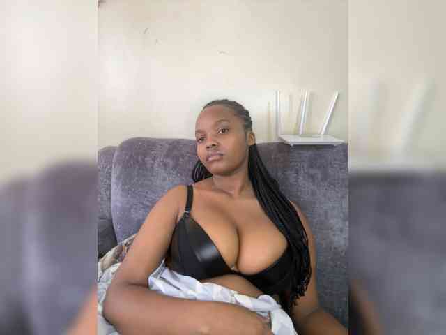 Curvy-maxy9 Curvy-maxy9