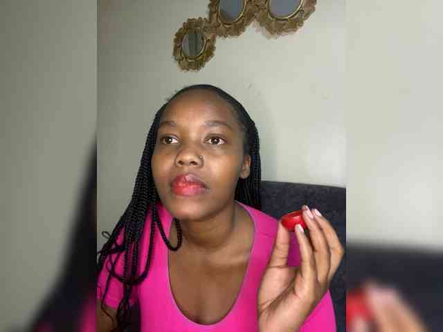 Curvy-maxy9 Curvy-maxy9