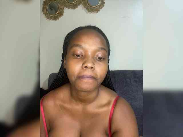 Curvy-maxy9 Curvy-maxy9