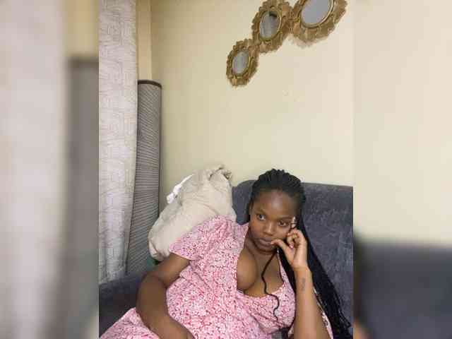 Curvy-maxy9 Curvy-maxy9