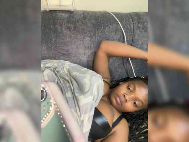 Curvy-maxy9 Curvy-maxy9