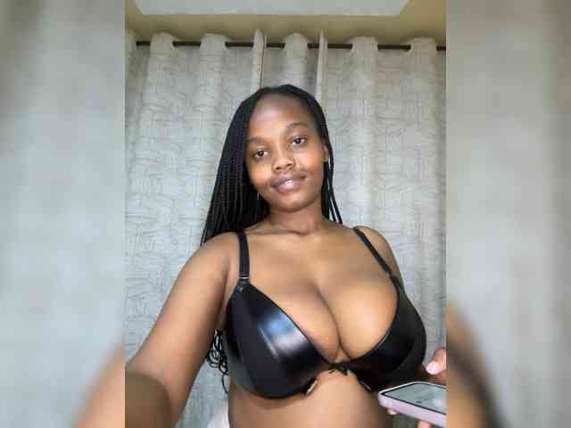 Curvy-maxy9 Curvy-maxy9