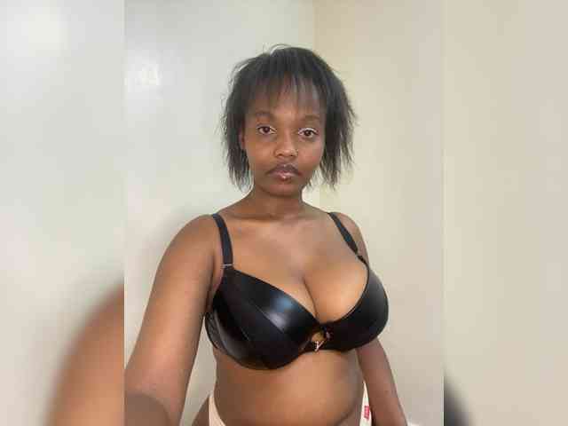 Curvy-maxy9 Curvy-maxy9