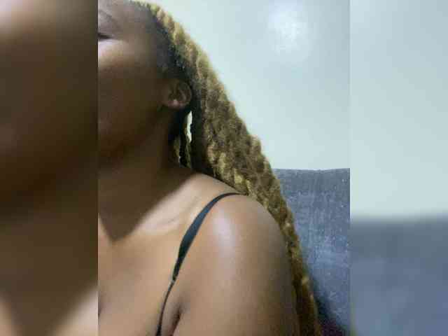 Curvy-maxy9 Curvy-maxy9