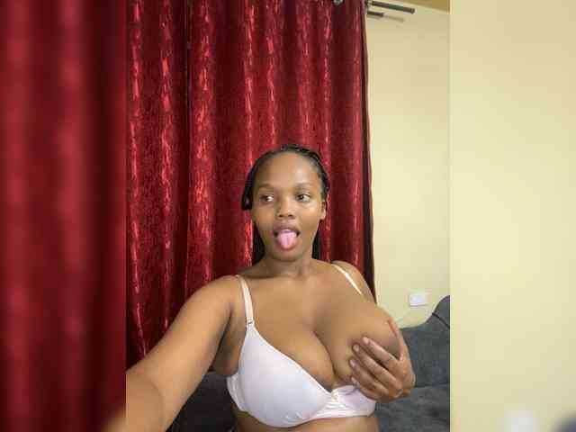 Curvy-maxy9 Curvy-maxy9