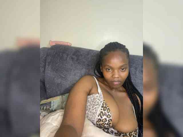 Curvy-maxy9 Curvy-maxy9