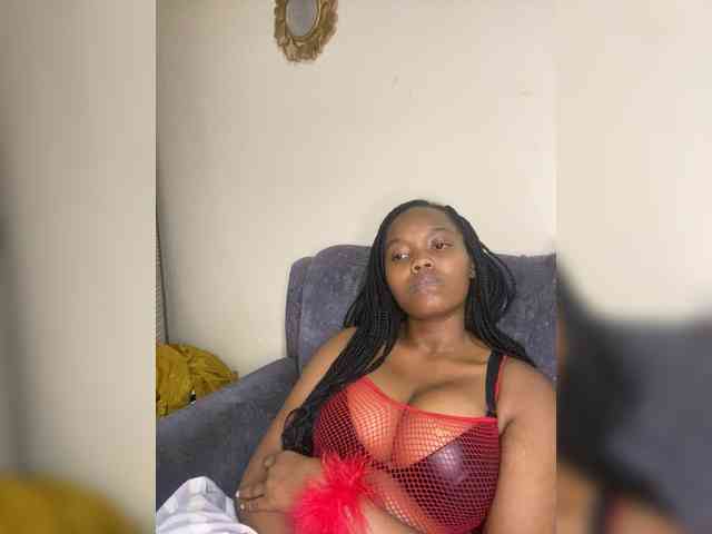 Curvy-maxy9 Curvy-maxy9