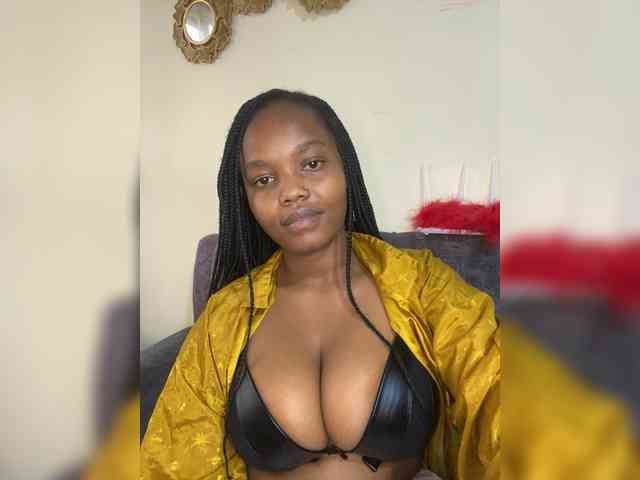 Curvy-maxy9 Curvy-maxy9