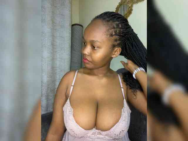 Curvy-maxy9 Curvy-maxy9