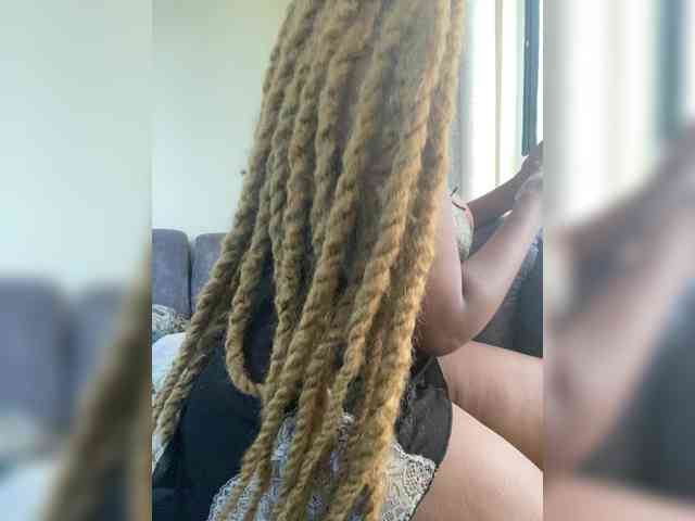 Curvy-maxy9 Curvy-maxy9