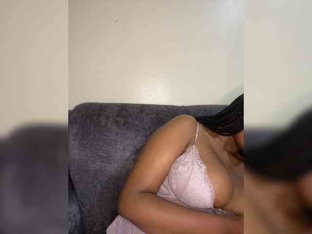 Curvy-maxy9 Curvy-maxy9