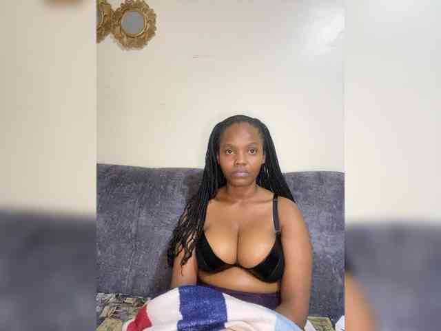 Curvy-maxy9 Curvy-maxy9