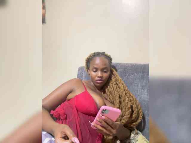 Curvy-maxy9 Curvy-maxy9