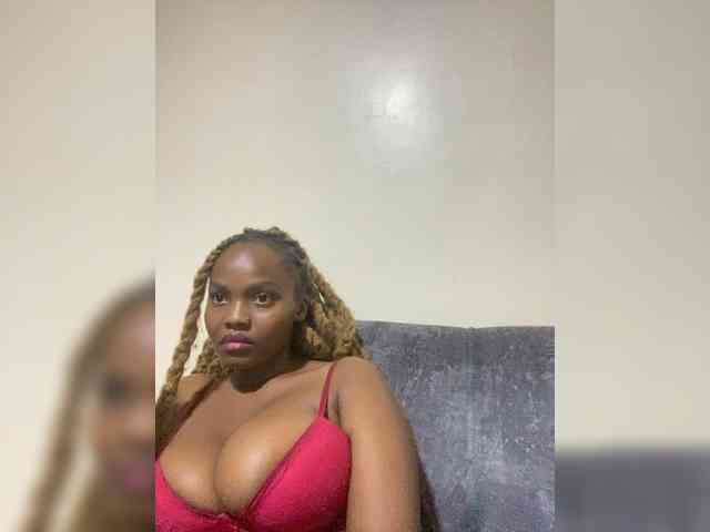 Curvy-maxy9 Curvy-maxy9