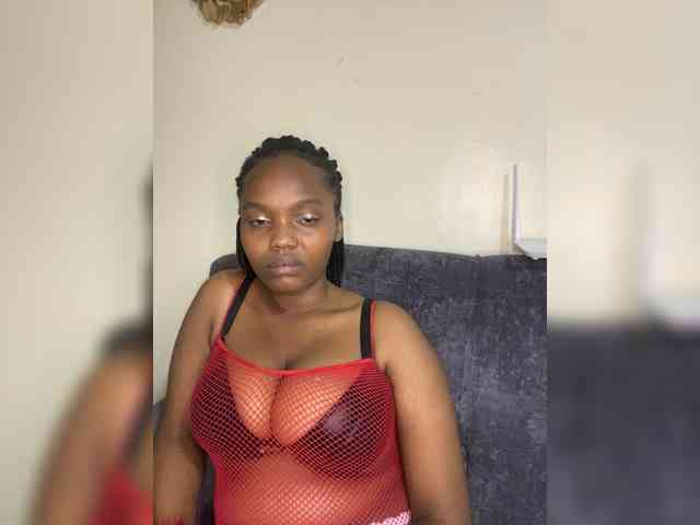 Curvy-maxy9 Curvy-maxy9