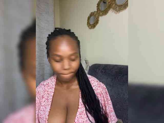 Curvy-maxy9 Curvy-maxy9