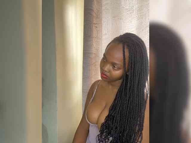 Curvy-maxy9 Curvy-maxy9