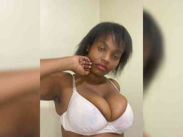 Curvy-maxy9 Curvy-maxy9