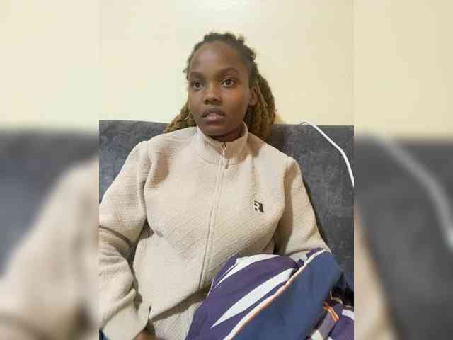 Curvy-maxy9 Curvy-maxy9