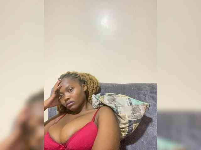 Curvy-maxy9 Curvy-maxy9