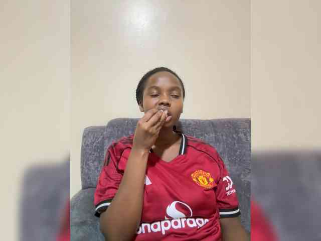 Curvy-maxy9 Curvy-maxy9