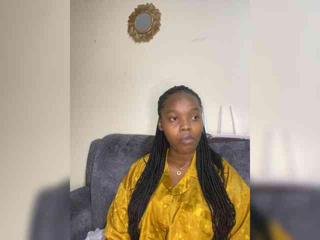 Curvy-maxy9 Curvy-maxy9