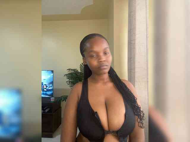 Curvy-maxy9 Curvy-maxy9