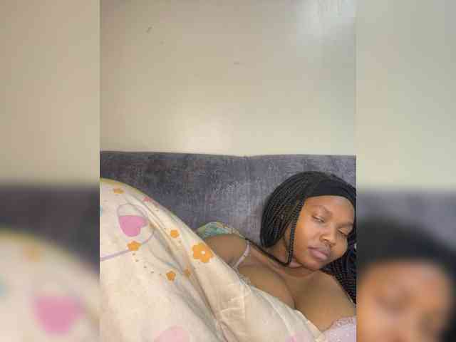 Curvy-maxy9 Curvy-maxy9