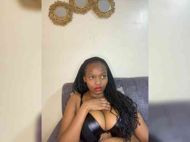 Curvy-maxy9 Curvy-maxy9