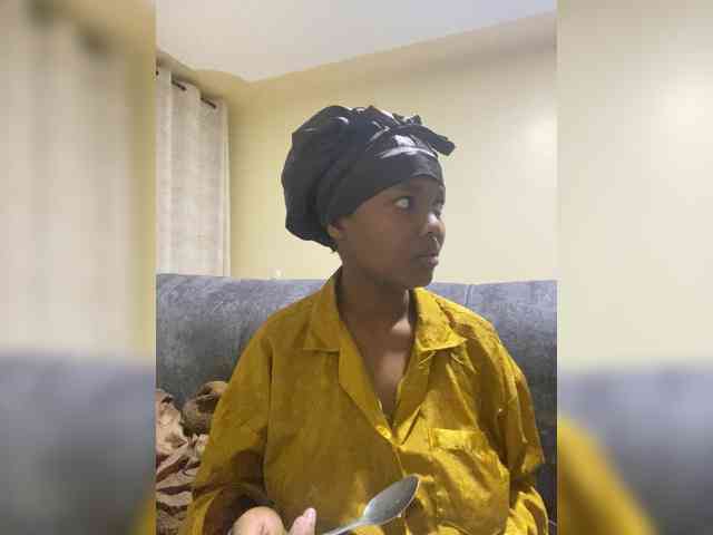 Curvy-maxy9 Curvy-maxy9