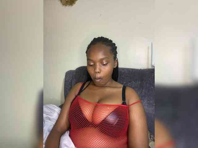 Curvy-maxy9 Curvy-maxy9